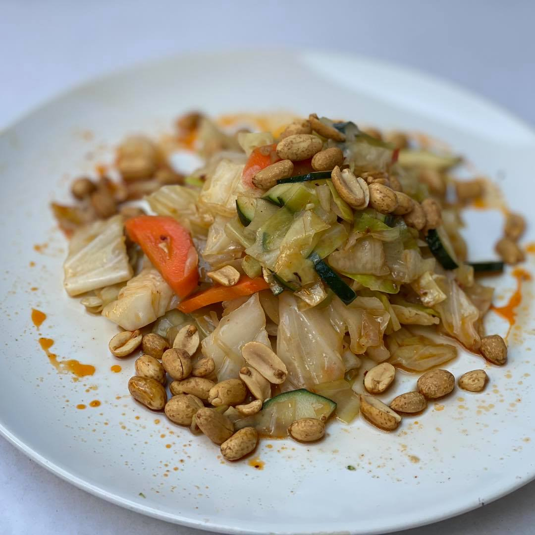 Piletina sa Kikirikijem i Povrćem